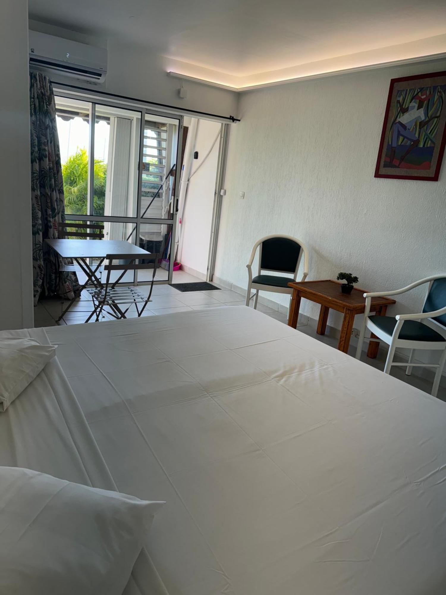 Appartement A La Marina Residence Hotel Village Soleil Le Gosier 르 고지에 외부 사진