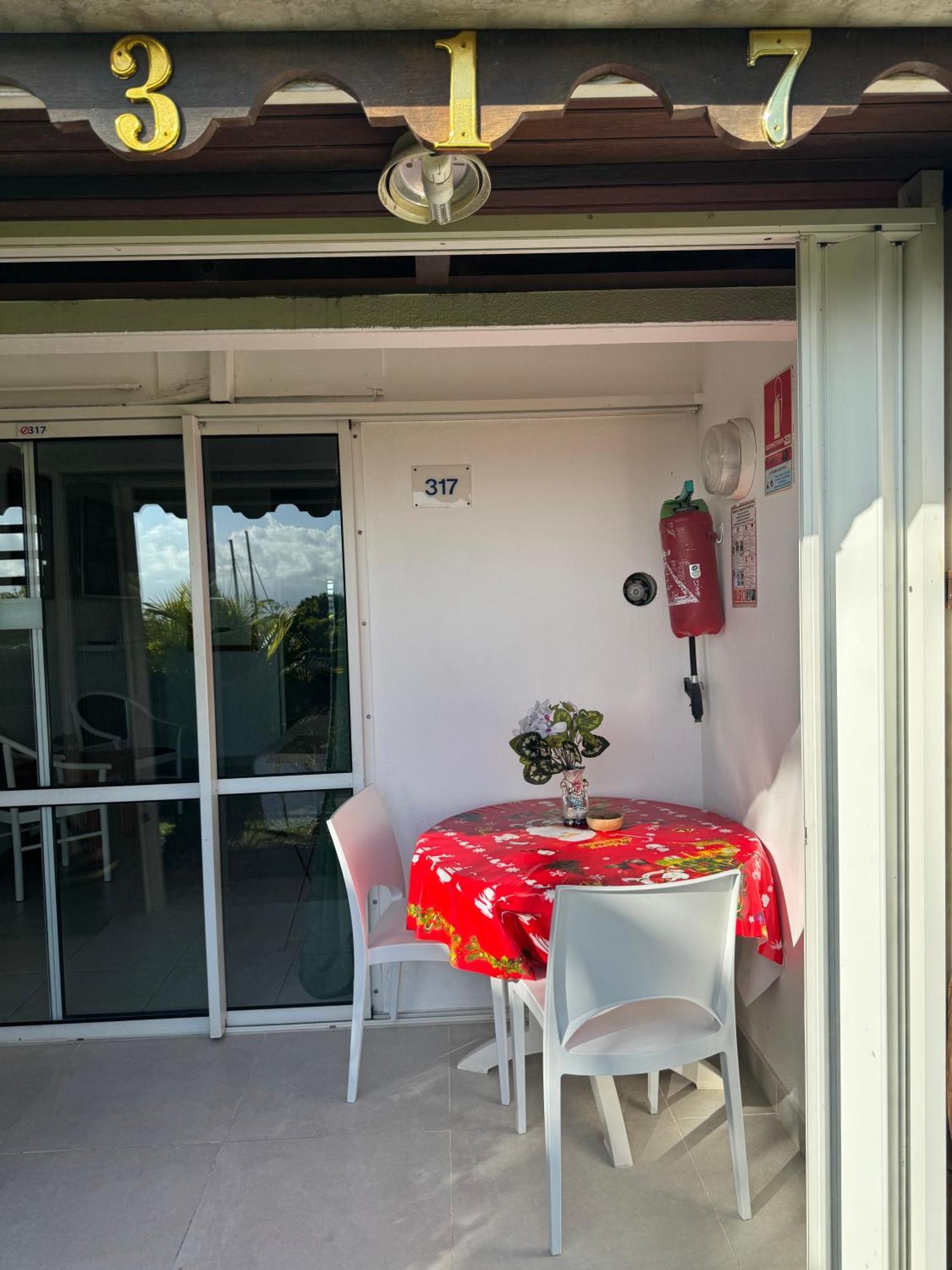 Appartement A La Marina Residence Hotel Village Soleil Le Gosier 르 고지에 외부 사진