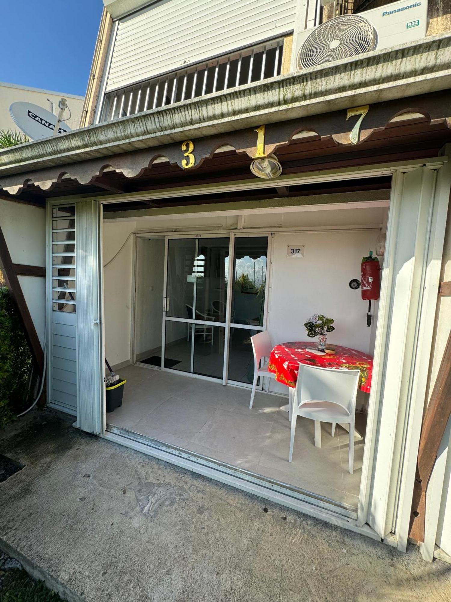 Appartement A La Marina Residence Hotel Village Soleil Le Gosier 르 고지에 외부 사진